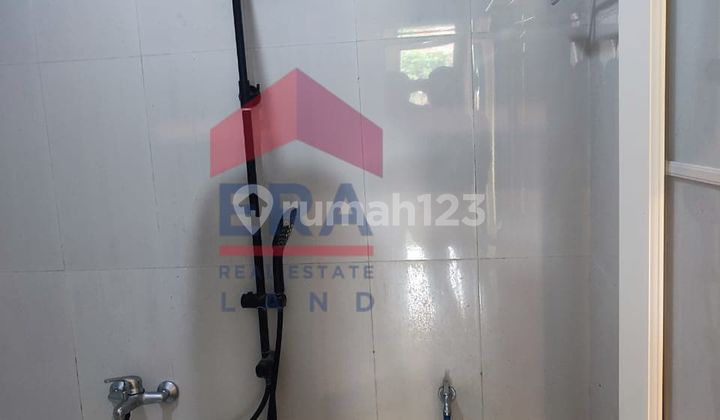 Nice House with Certificate, Entrance to the Housing Complex in Lawang, Malang 2