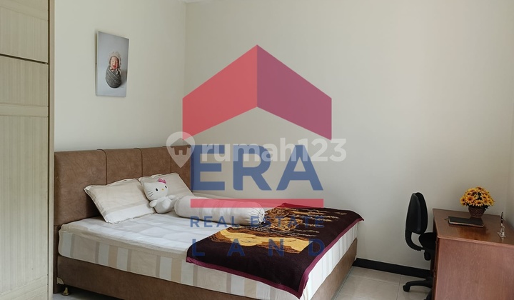 Rumah 2 Lantai SHM di Perumahan Riverside , Malang 2