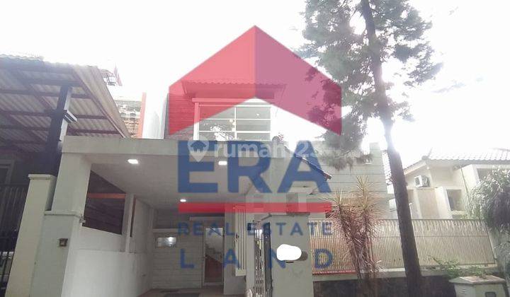 Rumah 2 Lantai Bagus Semi Furnished di Villa Puncak Tidar, Malang 1