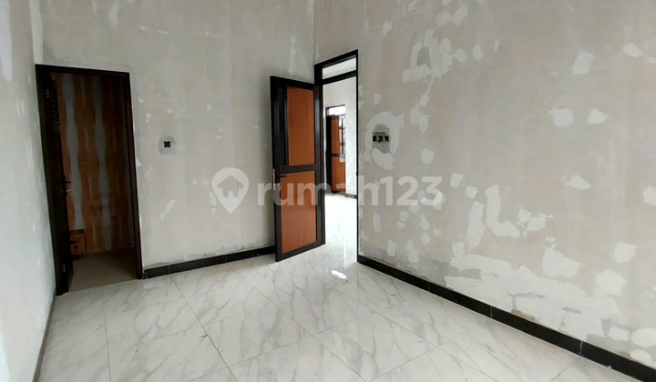 DIJUAL RUMAH BANGUNAN BARU READY UNIT GRAHA BINTARO 8