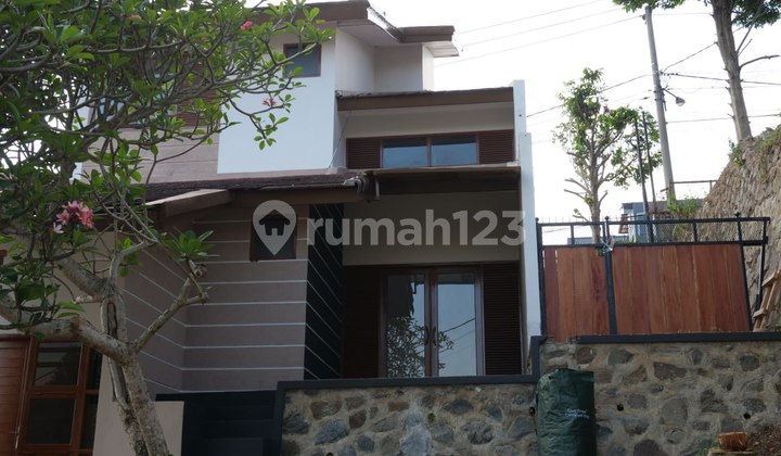 Dijual Rumah Minimalis Asri Baru Renov Siap Huni di Ligar Raya Dijual Rumah Minimalis Asri Baru Renov Siap Huni di Ligar Raya