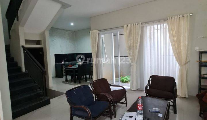 Dijual Rumah Cozy Mewah Dlm Komplek Setra Glory Sukahaji Bandung 1