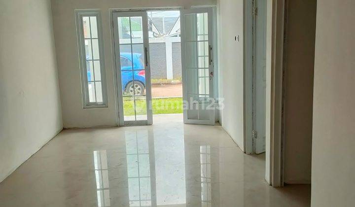 DIJUAL RUMAH BARU SIAP HUNI TIDAK PERNAH DI HUNI 1