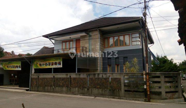 DIJUAL RUMAH BESAR ASRI TANAH LUAS DI KOMPLEK KEMBAR BANDUNG 1