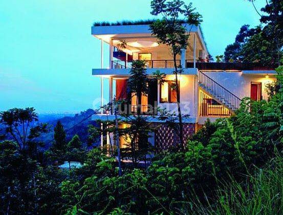 DIJUAL VILLA MEWAH DAGO LEMBANG 1