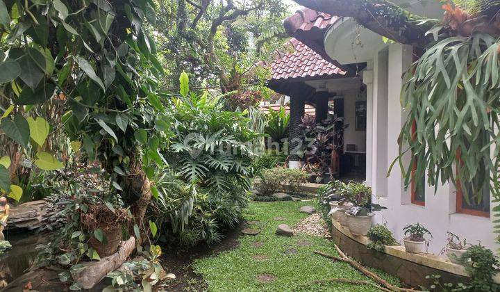 DIJUAL RUMAH MEWAH BANGUNAN KOKOH DI SETRA MURNI BANDUNG UTARA 2