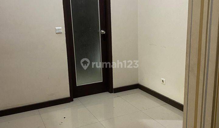 DISEWAKAN RUMAH KANTOR BAGUS SIAP PAKAI DI SETRA SARI BANDUNG 2