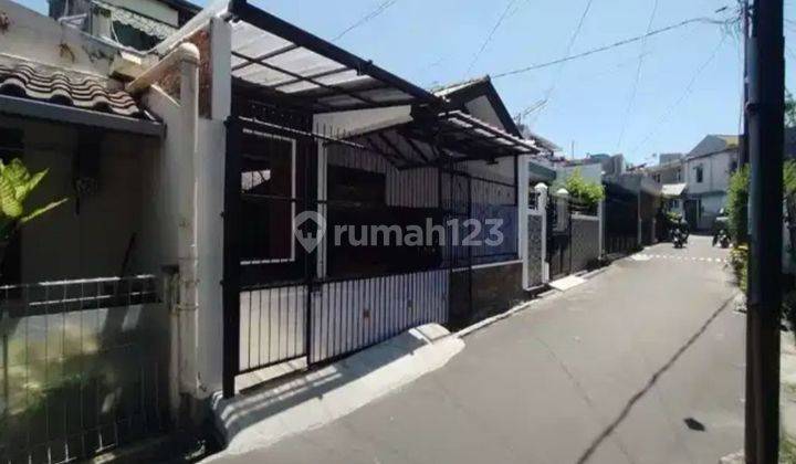 DIJUAL RUMAH ASRI TERAWAT BAIK 3LANTAI DI SARIJADI BANDUNG 1