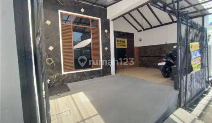 DIJUAL RUMAH ASRI TERAWAT BAIK 3LANTAI DI SARIJADI BANDUNG 2