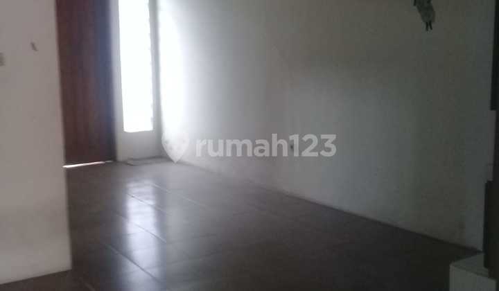 Strategic shop house near Maranatha University, good SHM in Cibogo, Bandung 2