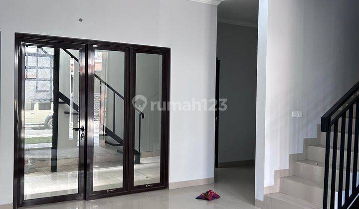 Dijual Rumah Msh Baru Komplek Elit Jln Terusan Jakarta Antapani 2