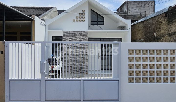 Sell Fast Cheap New House Ready to Occupy in Antapani Bandung 2