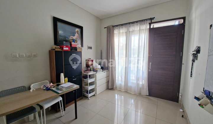 For Sale Taman Kopo Indah House, Good Condition, Ready to Live In, Nice Price. 2