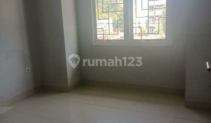 Quick Sale of Ready-to-Live Minimalist House in Sudirman Wing Bandung 2
