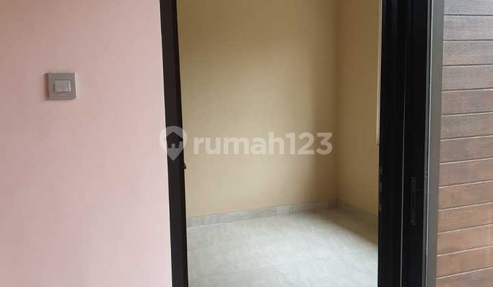 Rumah BARU minimalis Bagus pusat kota SHM di Bojongkoneng 2