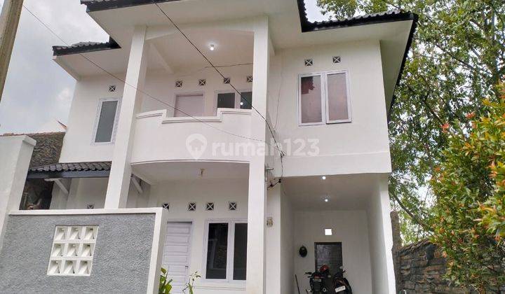 Dijual Cepat Rumah Asri 2lantai Di Komplek Sariwangi Bandung 1