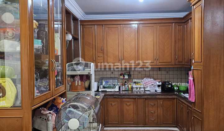 Jual Rumah Minimalis Modern Bagus Siap Huni di Taman Holis Indah 2