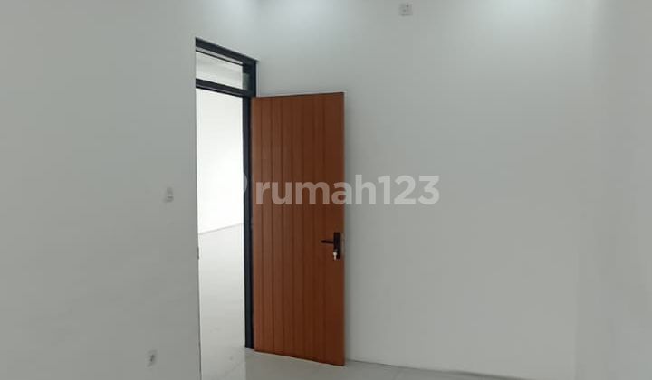 Disewakan Rumah Kantor 2Lantai Bagus Siap Huni di Sukaluyu Bandung Disewakan Rumah Kantor 2Lantai Bagus Siap Huni di Sukaluyu Bandung