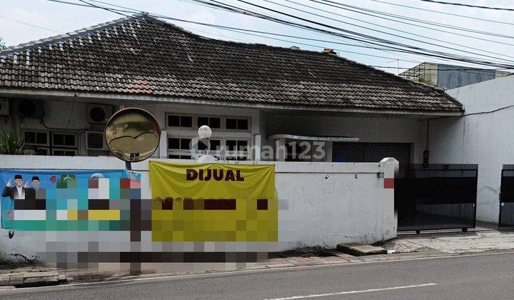 Rumah 2 Lantai di tepi jalan raya utama 1