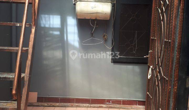 Disewa Rumah Bagus Siap Huni Digalaxi Bekasi 3