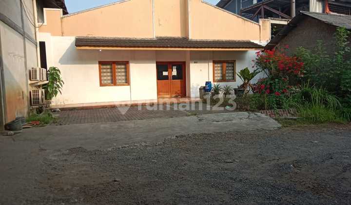 FOR RENT QUICKLY: STRATEGIC WAREHOUSE, READY TO USE IN MUSTIKA SARI-BEKASI.