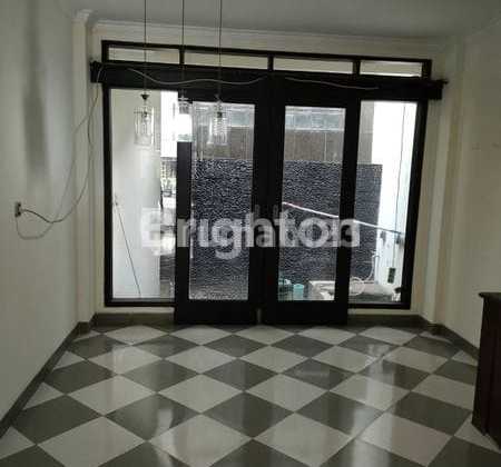 RUMAH MURAH,STRATEGIS,BAGUS,SEMI FURNISH DI CIBUBUR 2