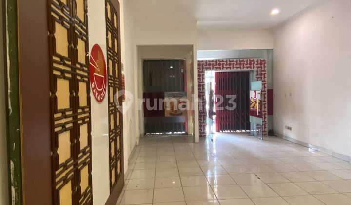 FOR SALE, AFFORDABLE AND GOOD SHOPHOUSE, READY TO USE, STRATEGICALLY LOCATED ON CIBUBUR ALTERNATIVE ROAD 1