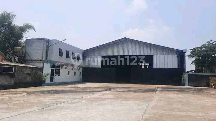 Dijual Cepat Gudang Siap Pakai, Bagus, Strategis, di Bogor