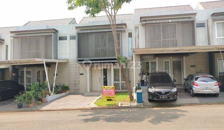 Rumah paling strategis,siap huni dicitragrand CBD 1