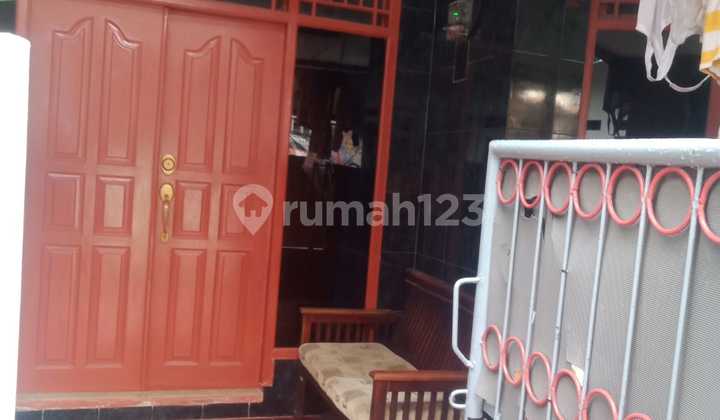 Dijual Cepat Rumah Siap Pakai, Bagus, Strategis di Duren Sawit Jakarta Timur 2