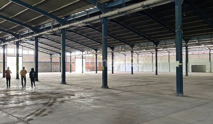 FOR RENT AND SALE STRATEGIC WAREHOUSE, EXCELLENT, READY TO USE DINAROGONG BEKASI