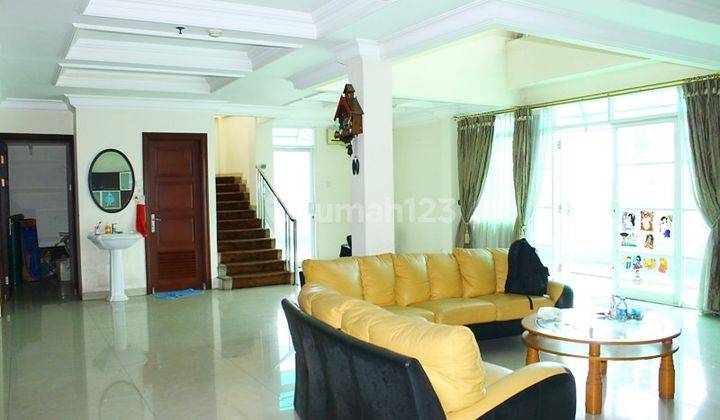 Penth House Apartemen Permata Eksekutif Furnished 5