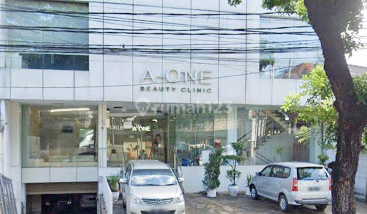 Gedung 3 Lantai di Jalan Gunawarman Raya Jakarta Selatan SHM 4