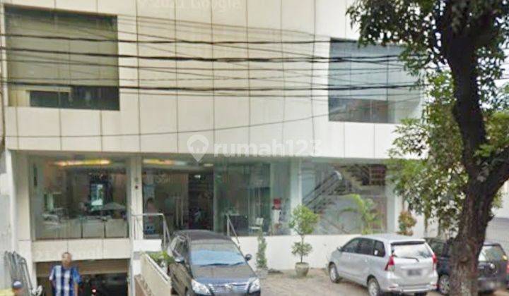 Gedung 3 Lantai di Jalan Gunawarman Raya Jakarta Selatan SHM 7