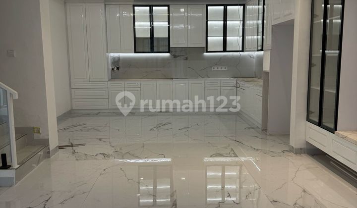 Djual Rumah Golf Lake