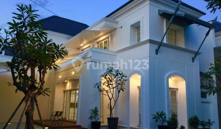 Rumah Colonial Luxury Rumah Colonial Luxury