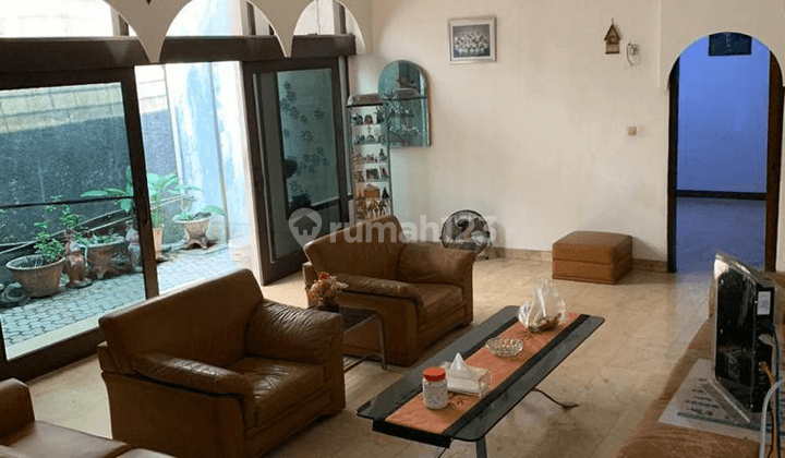 Rumah Kebon Sirih 3