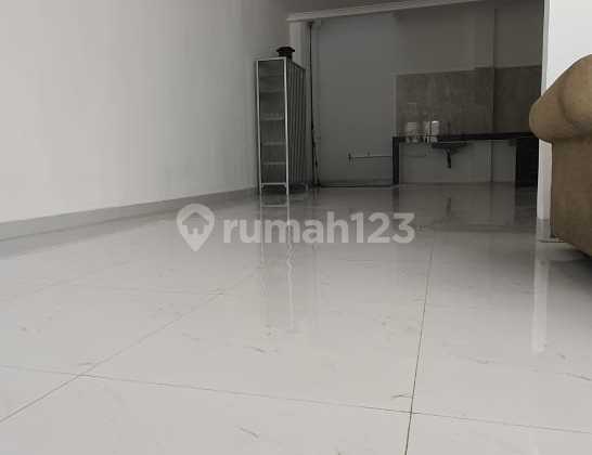 D Jual Rumah D Taman Palem Lestari Jak Bar