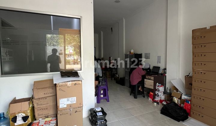 For Sale: City Resort Shop House