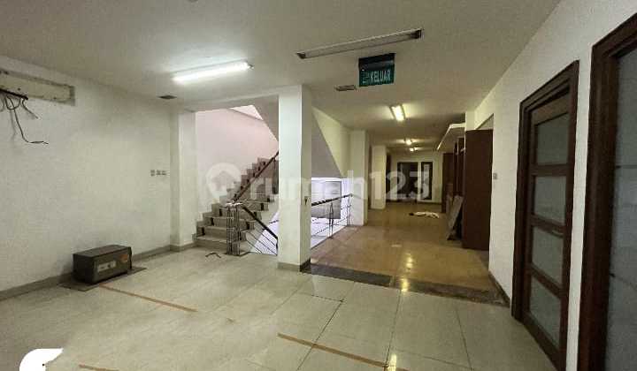 For Rent: Lodan Ancol Shop House