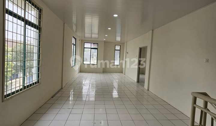 For Rent: Pelangi Shop House For Rent: Pelangi Shop House