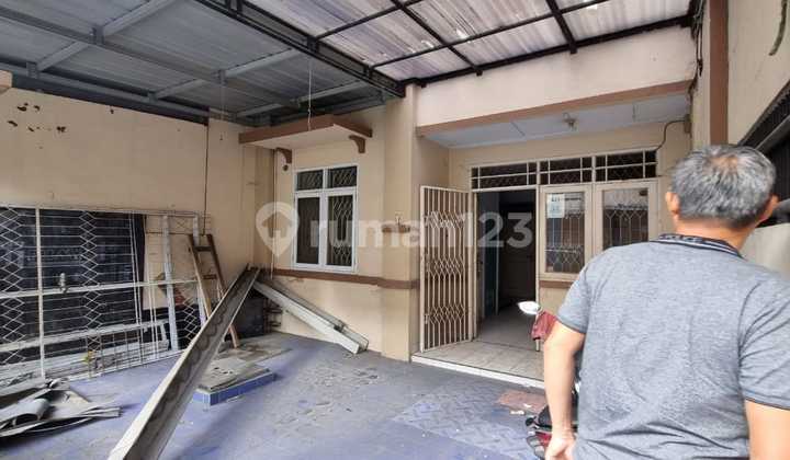 D Jual Rumah Taman Palem Lestari