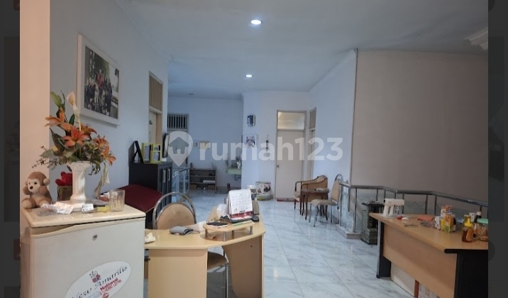 D Jual Rumah Puri Indah 2