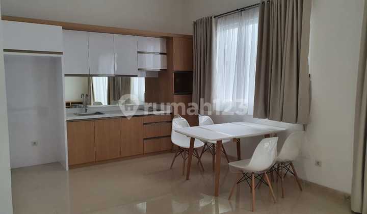 D Sewa Rumah Crown Golf