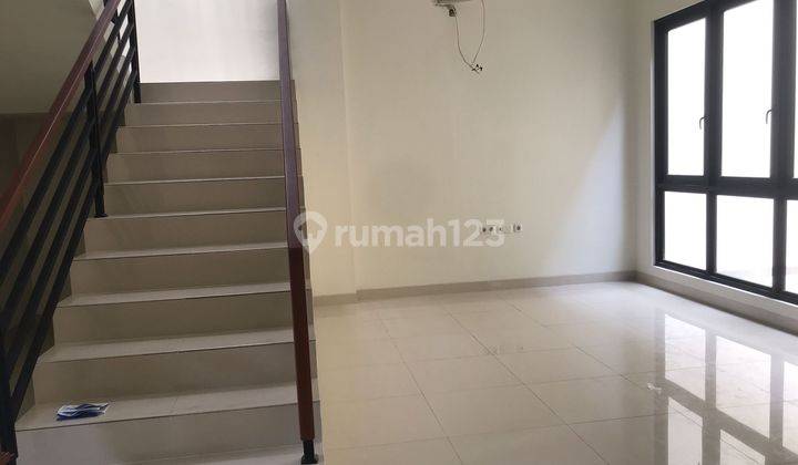 D Jual Rumah Permata Buana 1