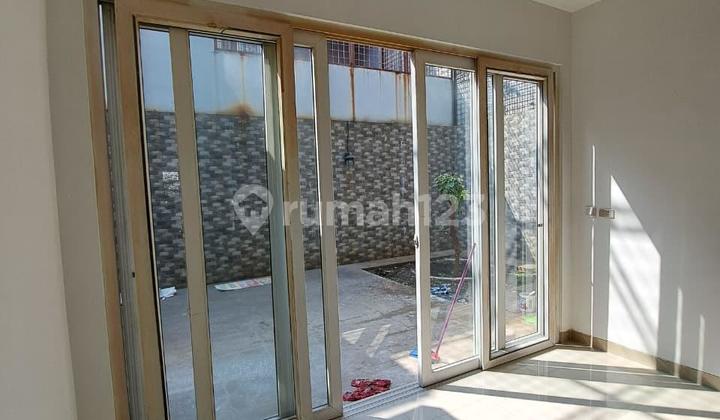 For Sale Golf Lake House 2