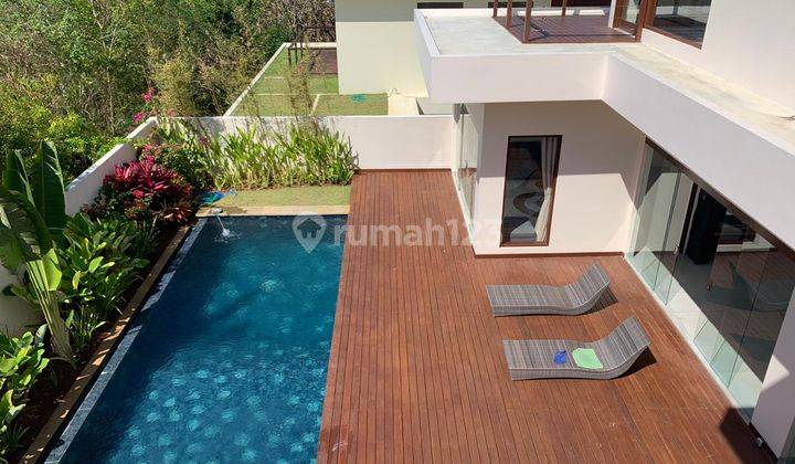 Dijual Luxury Villa dekat Dreamland di Pecatu Bali 1