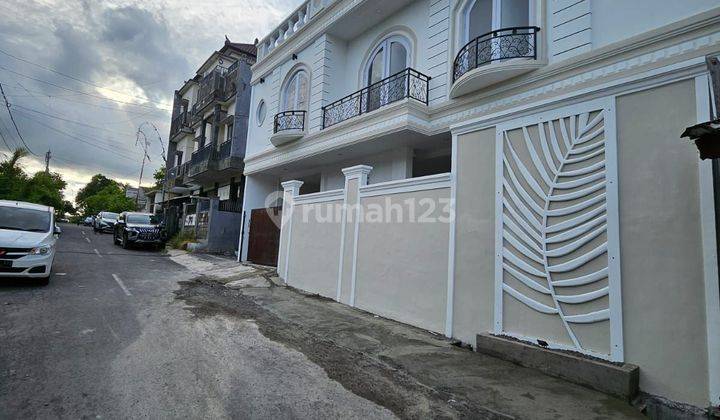 For sale a house in the center of Denpasar city 2