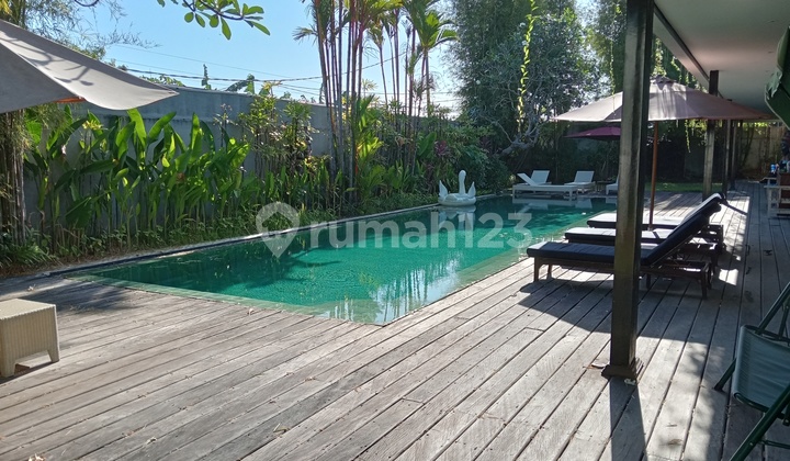 TERMURAH !! VILLA di CANGGU dekat ke PANTAI