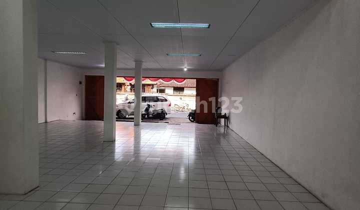 For Sale / Rent 2-Story Shop House on Main Road Gunung Agung, West Denpasar 2